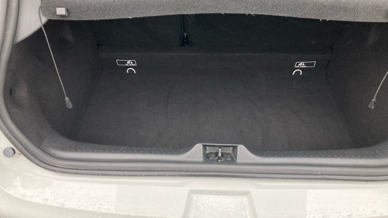 Renault Clio 0.9 TCE 90 Play 5dr Petrol Hatchback